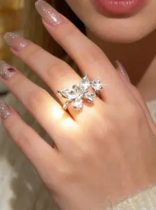 1 light luxury sparkling diamond inlaid butterfly ring, statement rings, fashionable and versatile with adjustable opening and index finger, suitable for ladies as a perfect gift bracelet