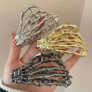 Skull Claw Personality Grab Clip Premium Sense Metal Hairpin Back Head Disc Hair Shark Clip European and American Fashion Hair Grab Headgear