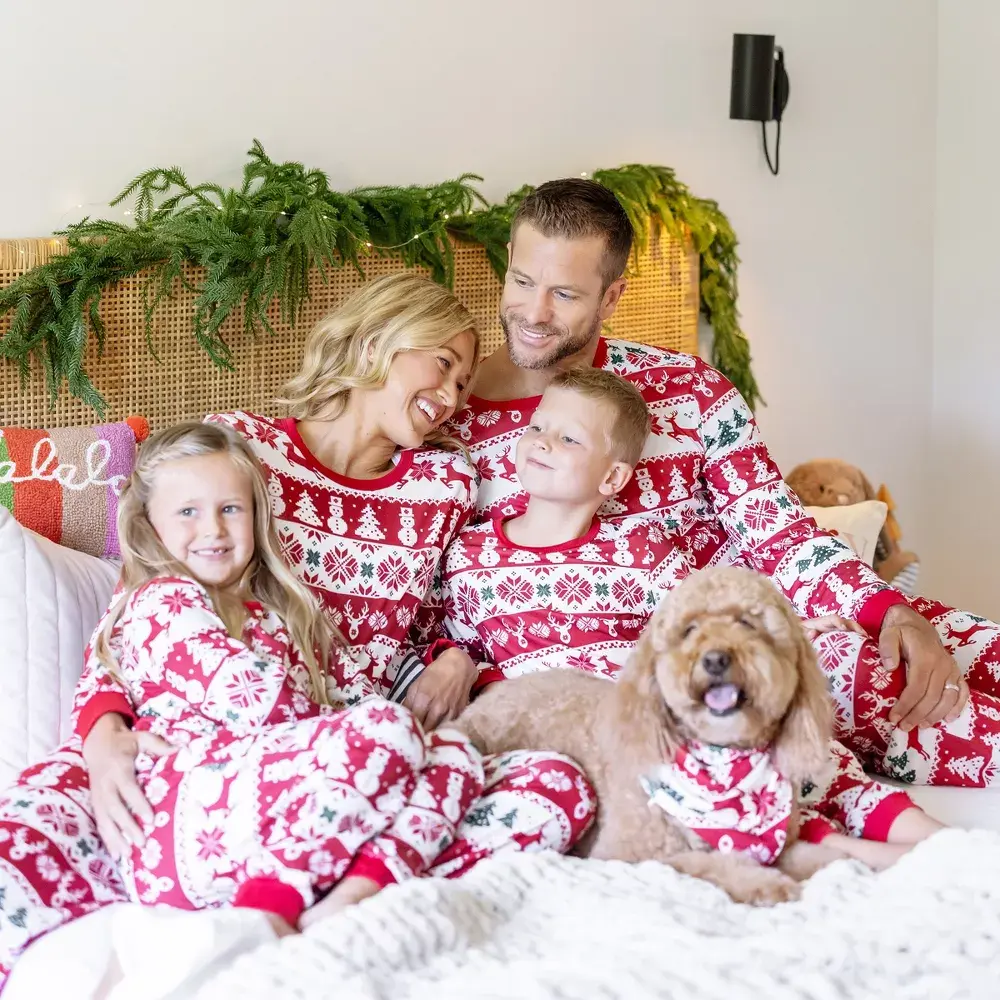 PATPAT Women's Christmas Family Matching Polyester-Spandex Pajama Sets with Deer Prints, Baby Rompers & Christmas Socks - Ideal for Family Photos, Holiday Celebrations, Babies, Garment