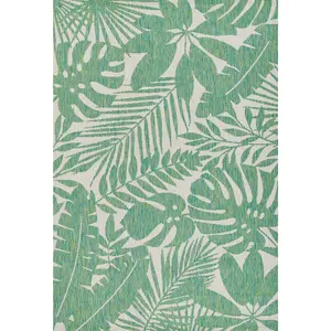 Villa VI-13 (Salerno) Green Area Rug