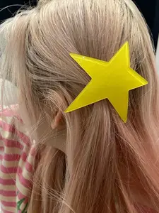 1Pc Dopamine Fluorescent Star Duckbill Hair Clip, Irregular Large Five-Pointed Star Hairpin, Colorful Side Bangs Clip for Girls, Cute Hair Accessories