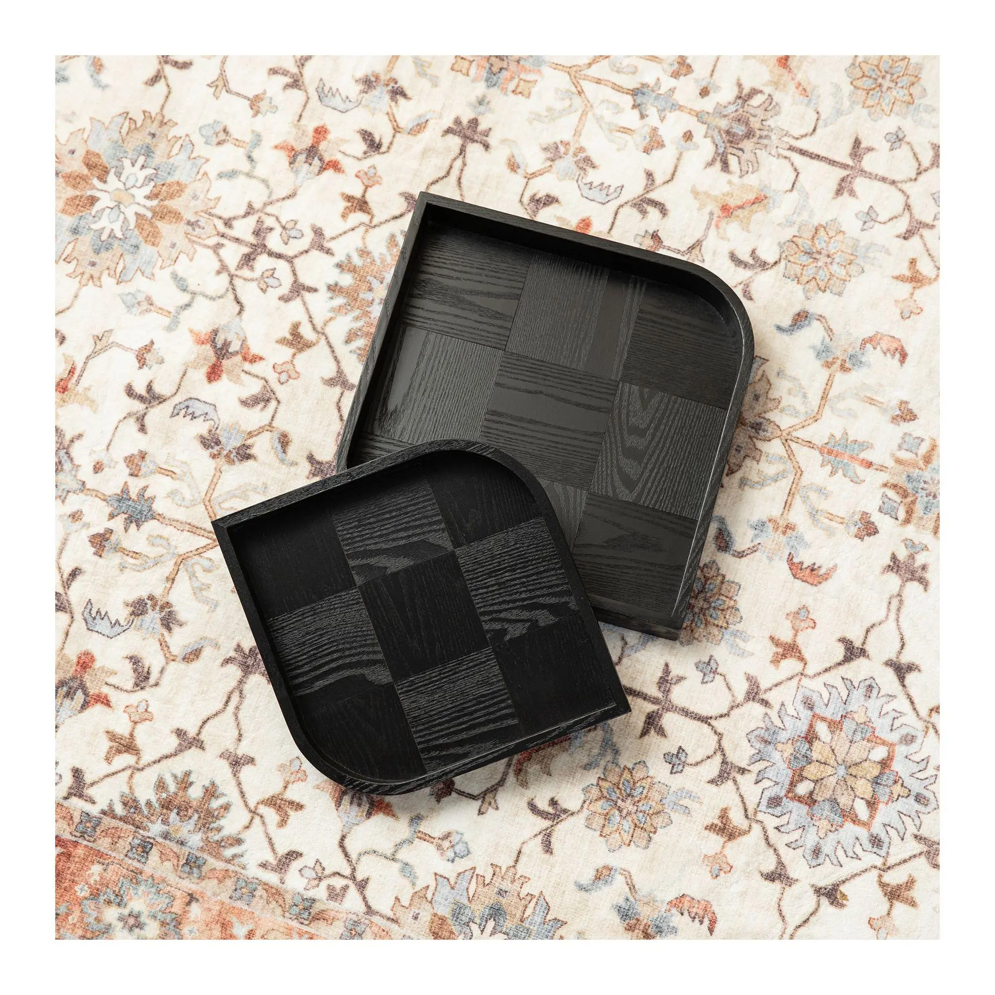 Glitzhome Leaf Shape Ash Wood Decorative TraysSet of 2