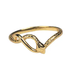 【#201】RTT Fashion 925 Silver-Gilded Snake Ring – Plated Coiled Serpent Design with Engraved Scales, Unique Statement Jewelry Gift