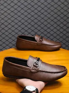 Men's Fashionable Loafers New Casual Shoes Slip-On Moccasins Metal Buckle Decor Business Style All Seasons PU Leather Rubber Sole