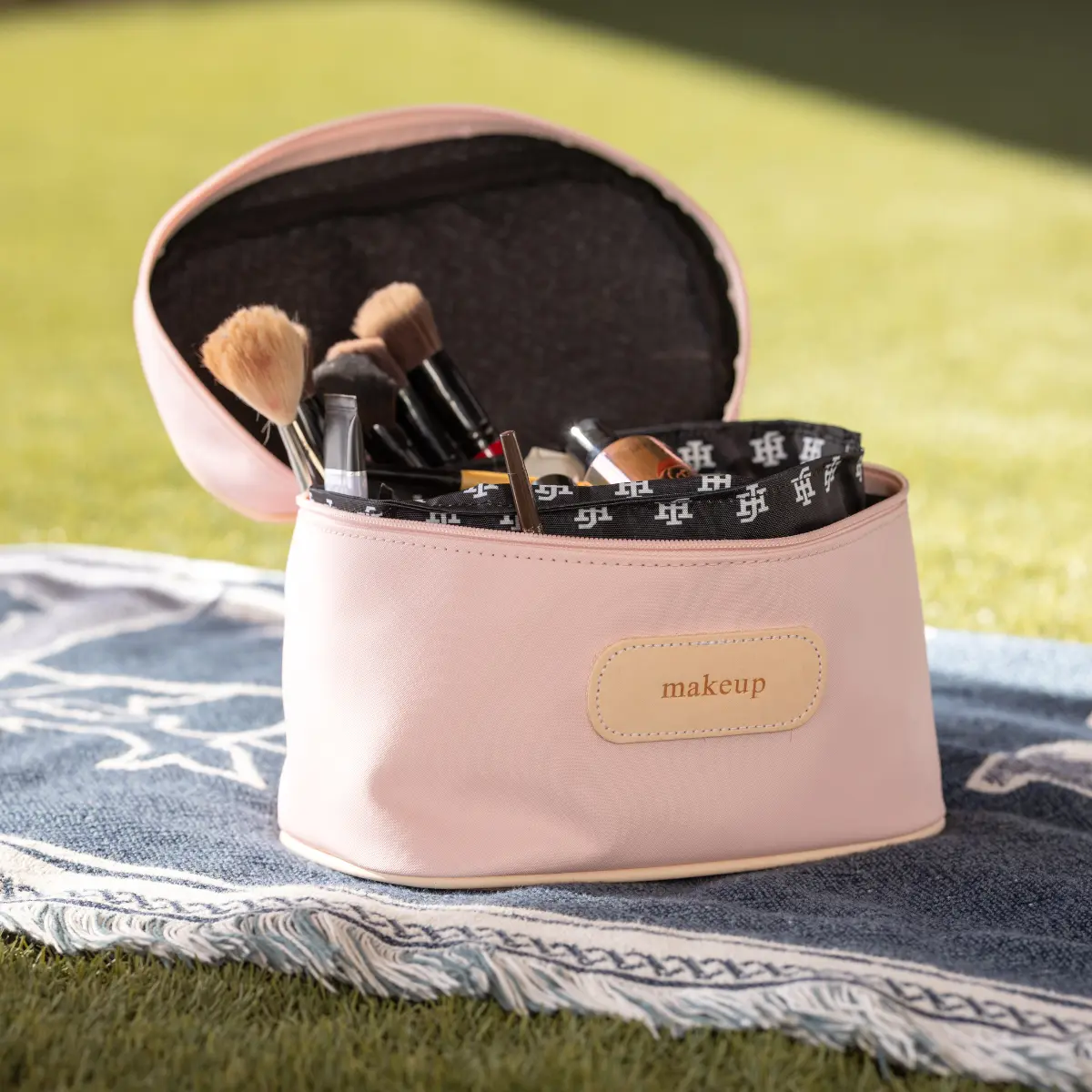 Makeup Case (Order in any color!)