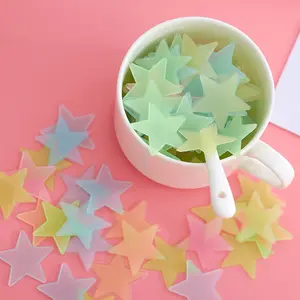 2pcs Glow in The Dark Luminous Stars Fluorescent Noctilucent Plastic Stars Wall Stickers Glowing Stars Decals for Home Art Decor Nursery Ceiling Kids Babys Bedroom Room Multicolor