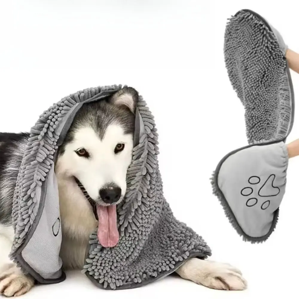 Super Absorbent Chenille Dog Towel, Fast Drying Pet Bath Blanket, Soft and Warm Grooming Towel for Dogs, Cats, and All Breeds, Ideal for Bath Time