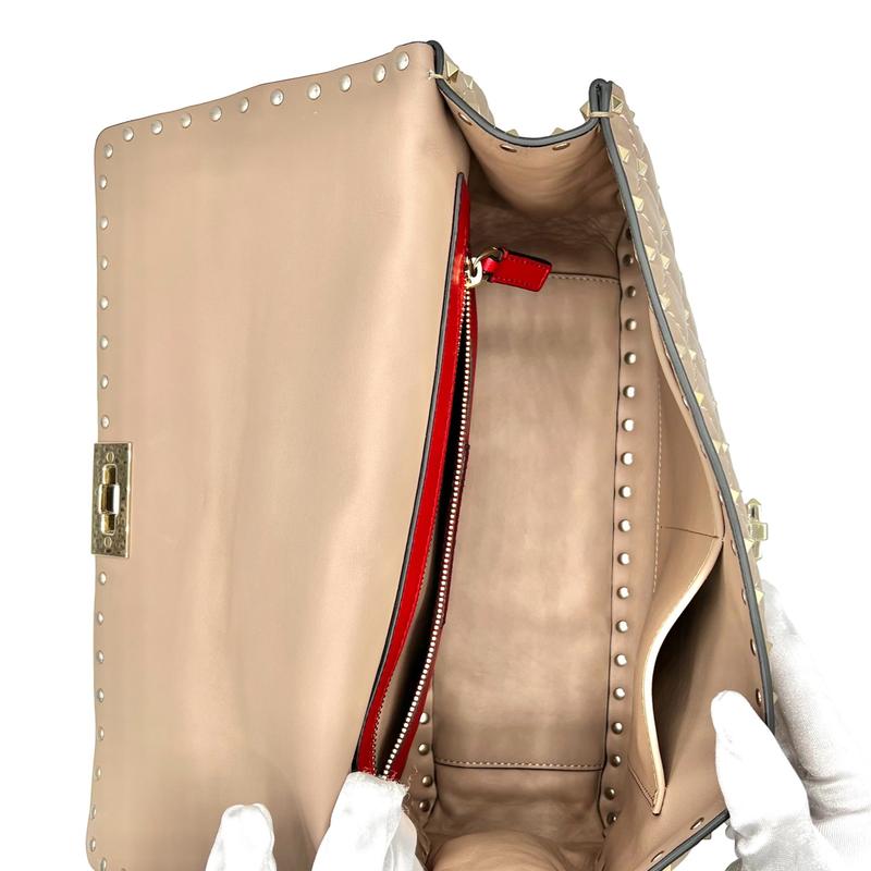 Pre-owned Valentino Leather Shoulder Bags VALENTINO. GARAVANI ROCKSTUD SPIKE HANDBAG