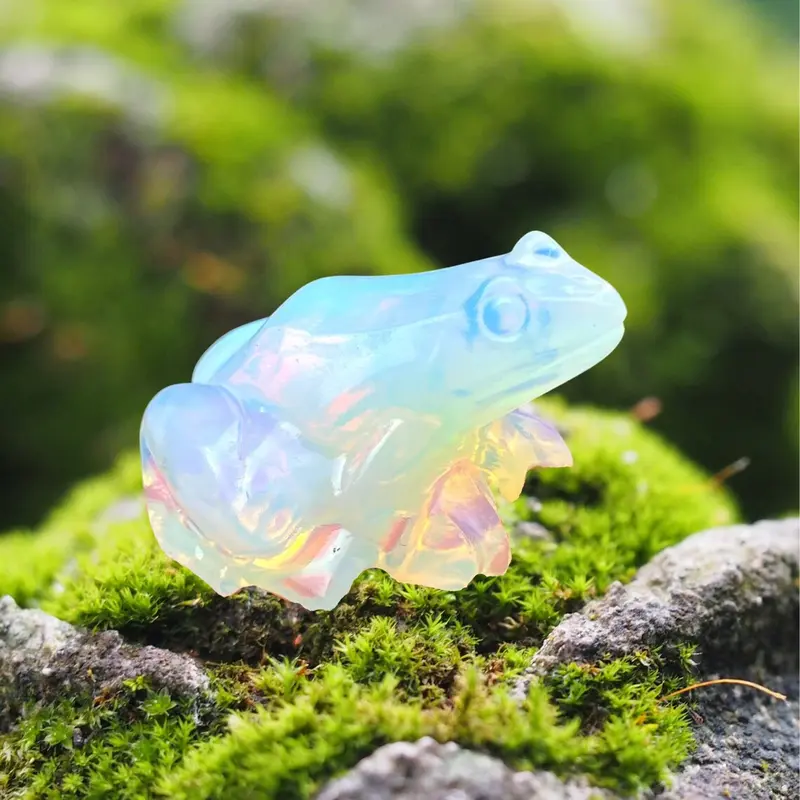 Sofia Opalite Crystal Frog Statue Handcrafted Blue Clear Gemstone Frog Mineral Specimen Home Desk Decoration Ornaments, Gift, Ornamental, Healing Non-Natural Crystal Decorations