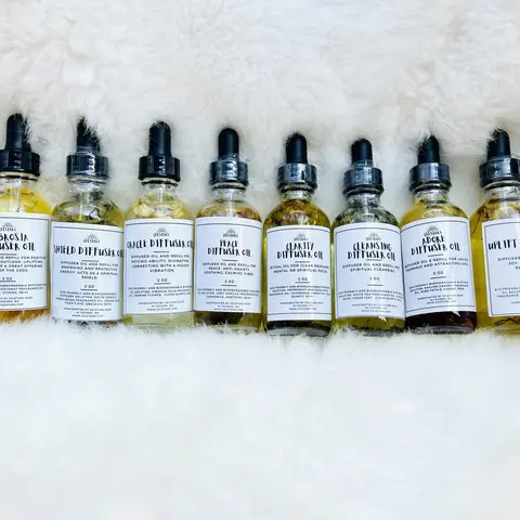 2oz Eco-Friendly Scented Intention Diffuser Oil Bottle - Home Fragrance with Citrine Quartz, Siren, Green Aventurine, Vanilla Scents, Cleansing-White Tea, Sage, Knowledge Herbs, Food of the Gods Aroma for Home Care & Car Aromatherapy