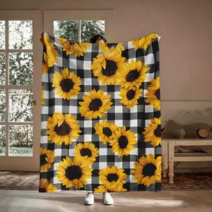 Sunflower Buffalo Plaid Flannel Throw Blanket, Soft Cozy Warm Floral Blanket, Lightweight Breathable Nap Blanket for Bed Sofa, Sunflower Lover Gift for Mom
