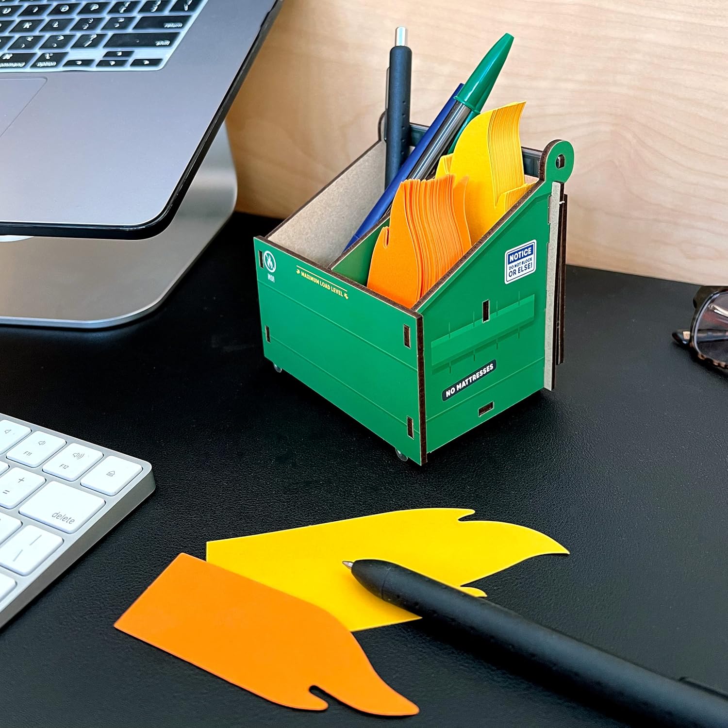 Desk Dumpster Pencil Holder with 100+ Flame Note Cards, Funny 3-Compartment Organizer for Office Supplies, Desk Caddy for Work or Home