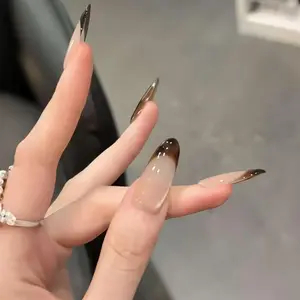 Luxury Crocodile Pattern Wearable Nails, Sweet Cool Color Block French Style False Nails, Glossy Square Short Nail Tips, Almond Shape, Almond Fake Nails