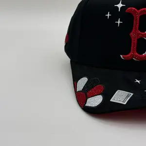 BB Hats “B Murakami Crystales” (Red)