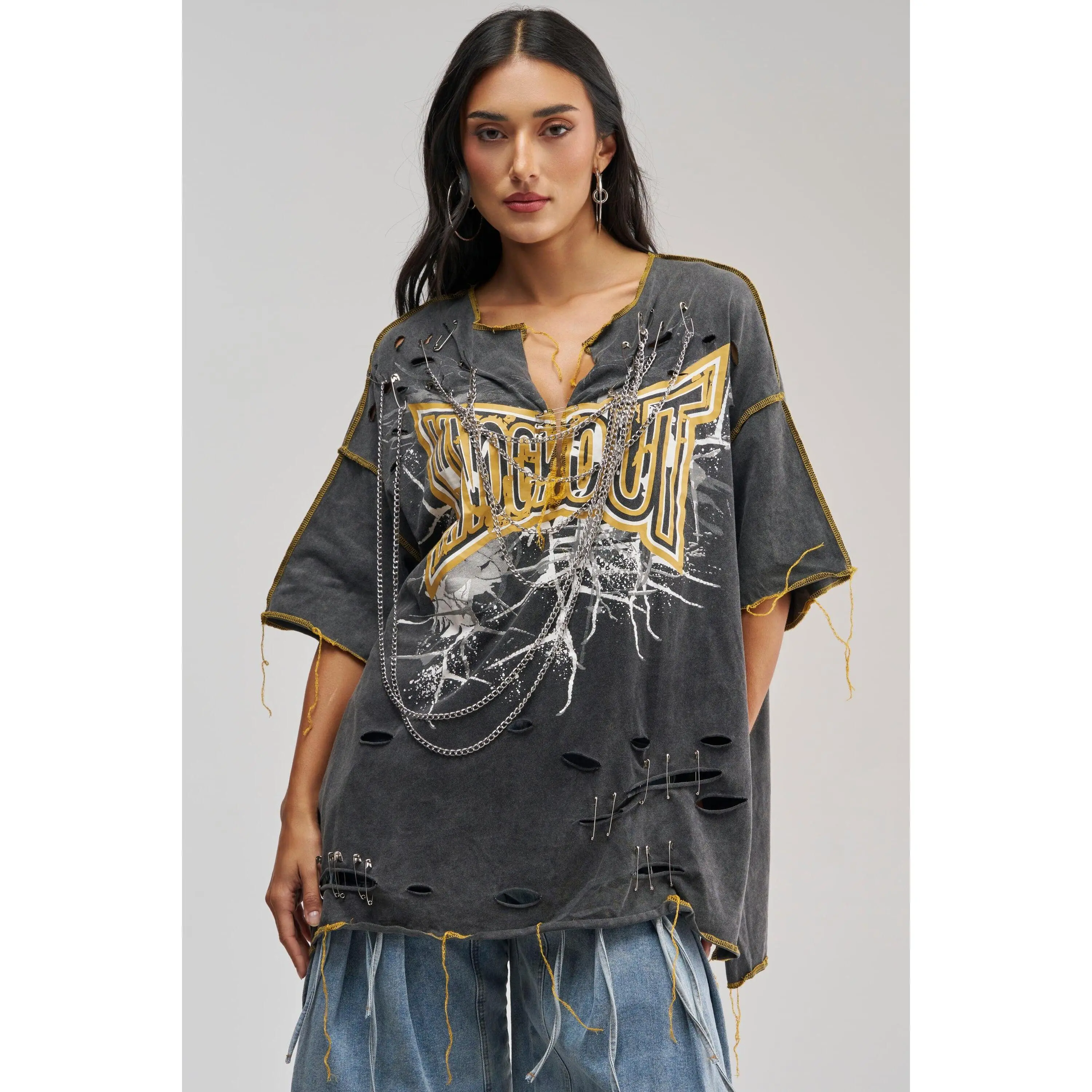 KNOCKOUT OVERSIZED TEE IN GREY MULTI