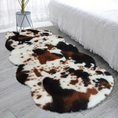 Cow Print Faux Cowhide Rug, Non-slip Soft Plush Floor Mat, Machine Washable Decorative Area Rug, Animal Themed Indoor Rug for Living Room, Bedroom, Hotel and Dormitory, Indoor Rugs for Entryway