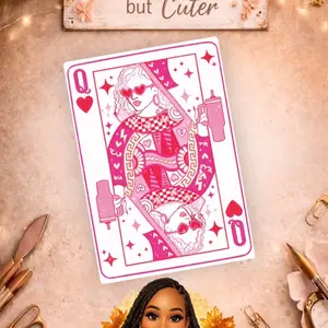 Queen of cups insert