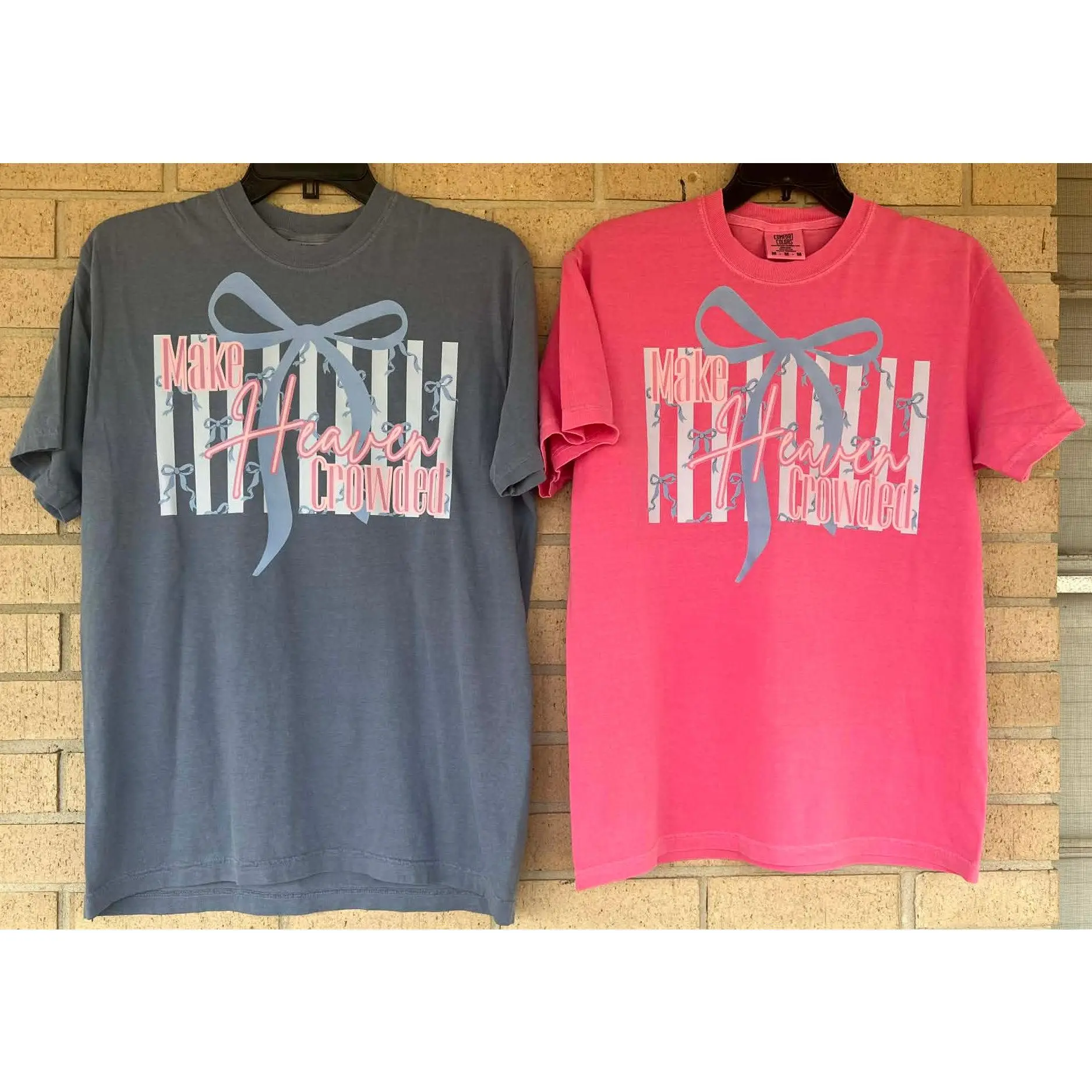 Make Heaven crowded with dainty bow tee