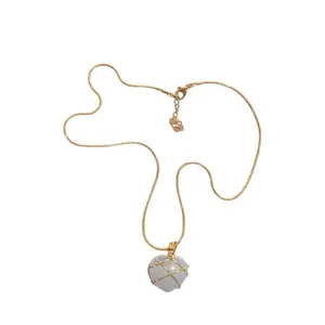 Princess Heart Moonstone Necklace Fairycore Barbiecore Aesthetic Glowing Opal-like Stone Electroplated Gold Adjustable 39cm 7cm Chain Perfect for Layering or Statement Wear Dreamy Aesthetic Magical Gift