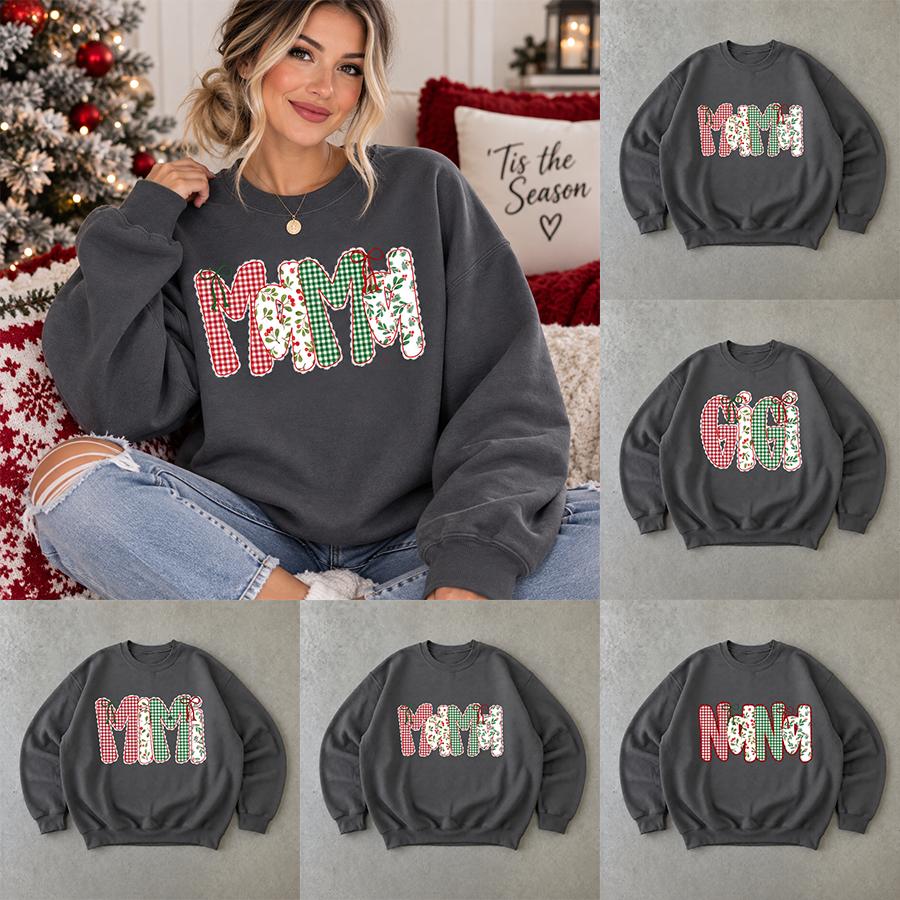 Custom Christmas Mama Sweatshirt, Personalized Mimi Gigi Nana Mom Crewneck, Festive Gingham Floral Holiday Shirt, Cute Christmas Gift for Mom Grandma -TGT