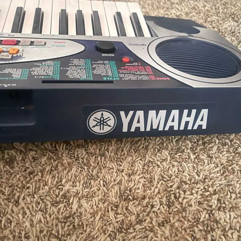Yamaha MLS-912 61-Key Portable Electronic Digital Music Keyboard Piano with Mic & Stand LCD Display 128 Voices 128 Rhythms 60 Songs Included Electric Keyboard Kit Ideal Christmas Gift for Beginner Kids Friends Family
