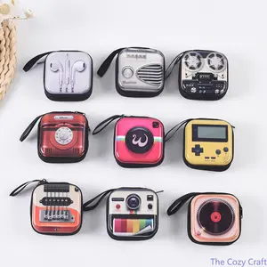 Creative Tin Metal Coin Purse, Retro Cassette Tape Shaped Mini Pouch, Cartoon Cute Key Holder, Multifunctional Portable Coin Earphone Storage Bag, Fashion Novelty Small Wallet Organizer for Daily Casual Shopping Party Travel Outdoor Street Daily Accessori