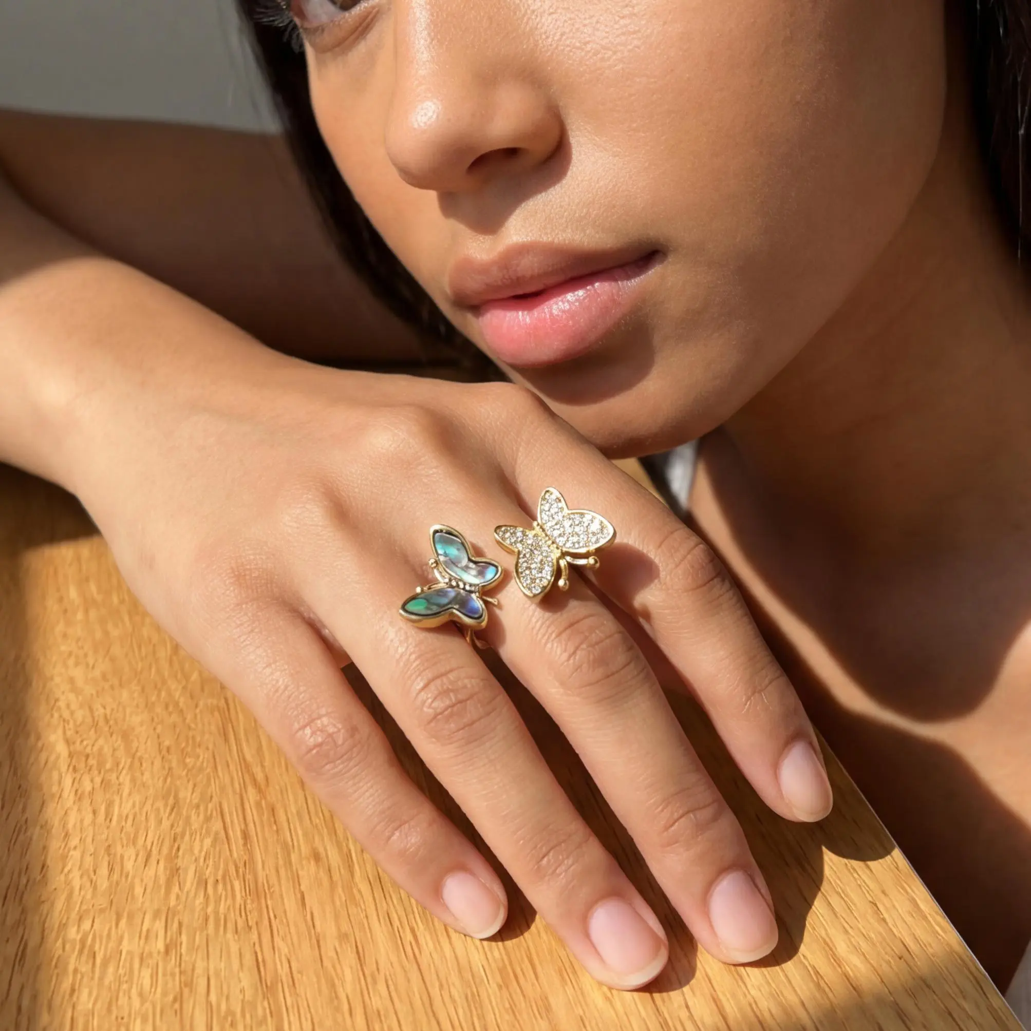 Women's Double Butterfly Ring with Abalone Shell & Zircon, Adjustable Vintage-Inspired Jewelry with Gold-Tone Metal Coating for Daily Wear, Anniversary, Birthday, Double Butterfly Rhinestone Design, Female