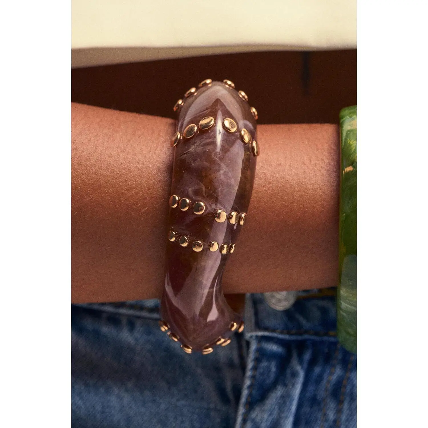 MOCHA GLOW RESIN BRACELET