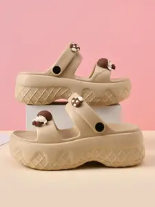 New Thick Sole Women's Casual Sandals, Versatile Sandals, Fashionable Cartoon Design, PU Upper, Rubber Sole, Sizes 36-41, Comfortable and Stylish, Fashionable Comfy Sandals