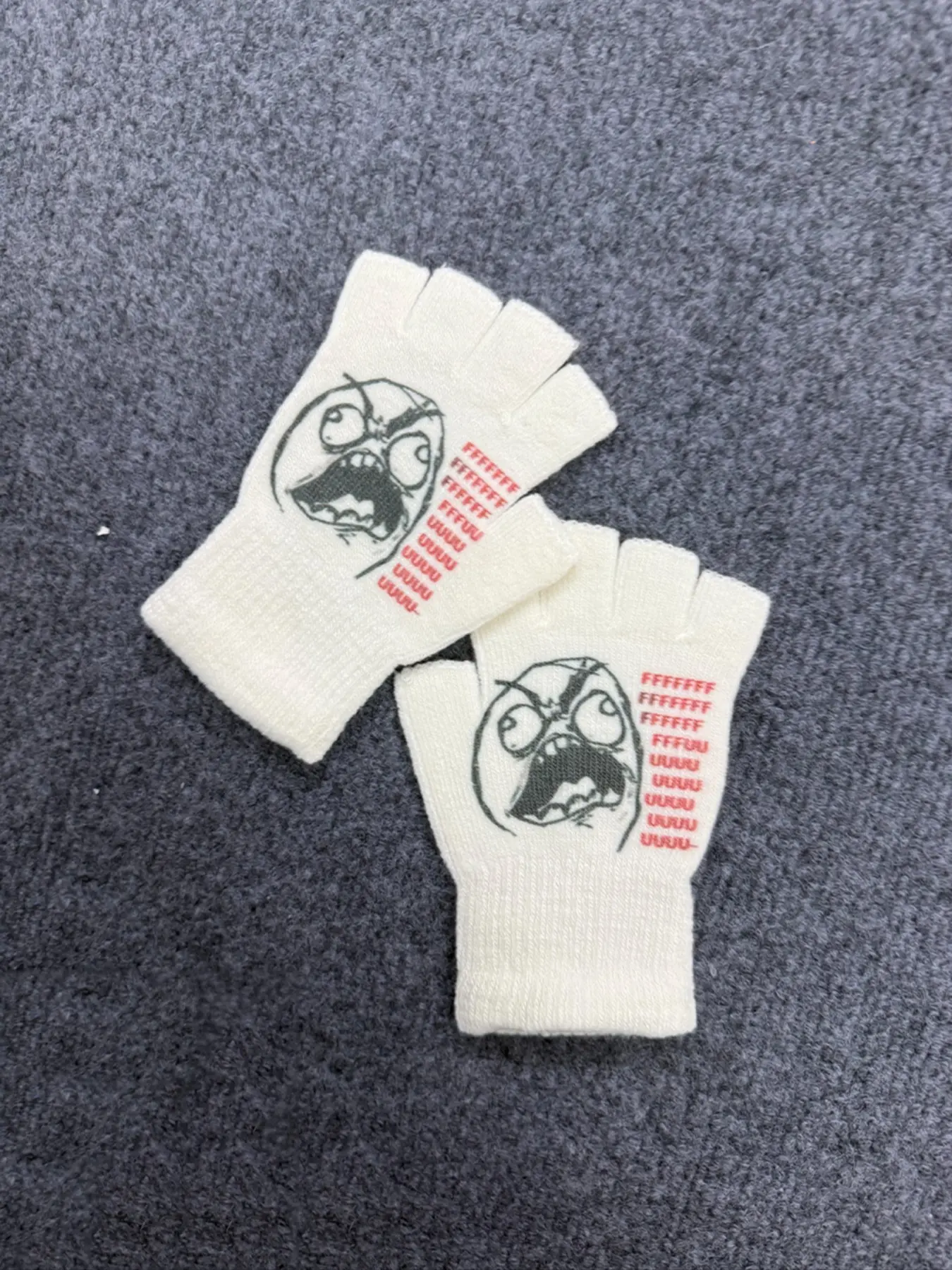 Super eye-catching! Y2K retro futuristic open finger Fingerless gloves | Spicy girl street photography artifact | Touchscreen playing with mobile phones | Trendy and cool outfit with the finishing touch