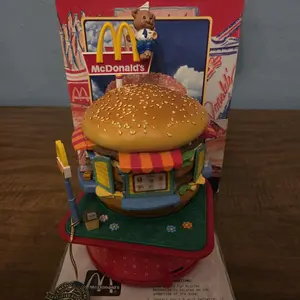 1991 Enesco McDonald's "Food, Folks, & Fun" Deluxe Action Musical.