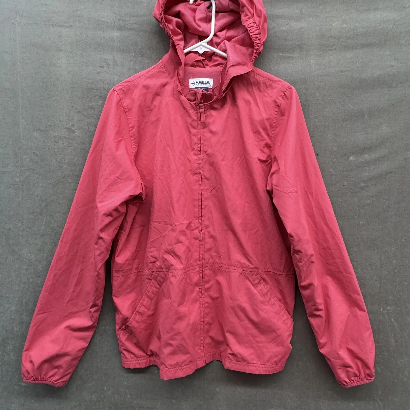 Magellan Outdoors Jacket Mens XL Pink Hooded Windbreaker Semi-Fitted Half Zip