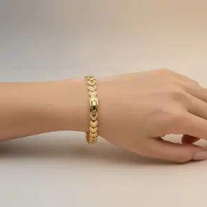 Elegant 295 brazalete Heart Bracelet for Women - Stylish and Durable Jewelry Accessory