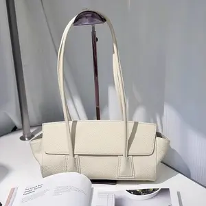 Elegance Bag - A Timeless Icon of Style in Premium Calf Skin Leather with Magnetic Closure & Sleek Design - Black