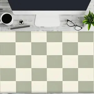 Checkerboard Pattern Mouse Pad, 1 Count Rectangle Gaming Mouse Pad, Office Desk Keyboard Mat for Home Office Game Room Desk, Cute Desk Accessories