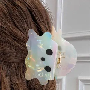1pcs Laser Ghost Hair Clips - Halloween Cute Colorful Ghost Claw Clips Medium Size Halloween Hair Claw Clips for Thin/Thick Hair Style, Acrylic Hair Clips Accessories for Women