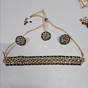 kundan set Female