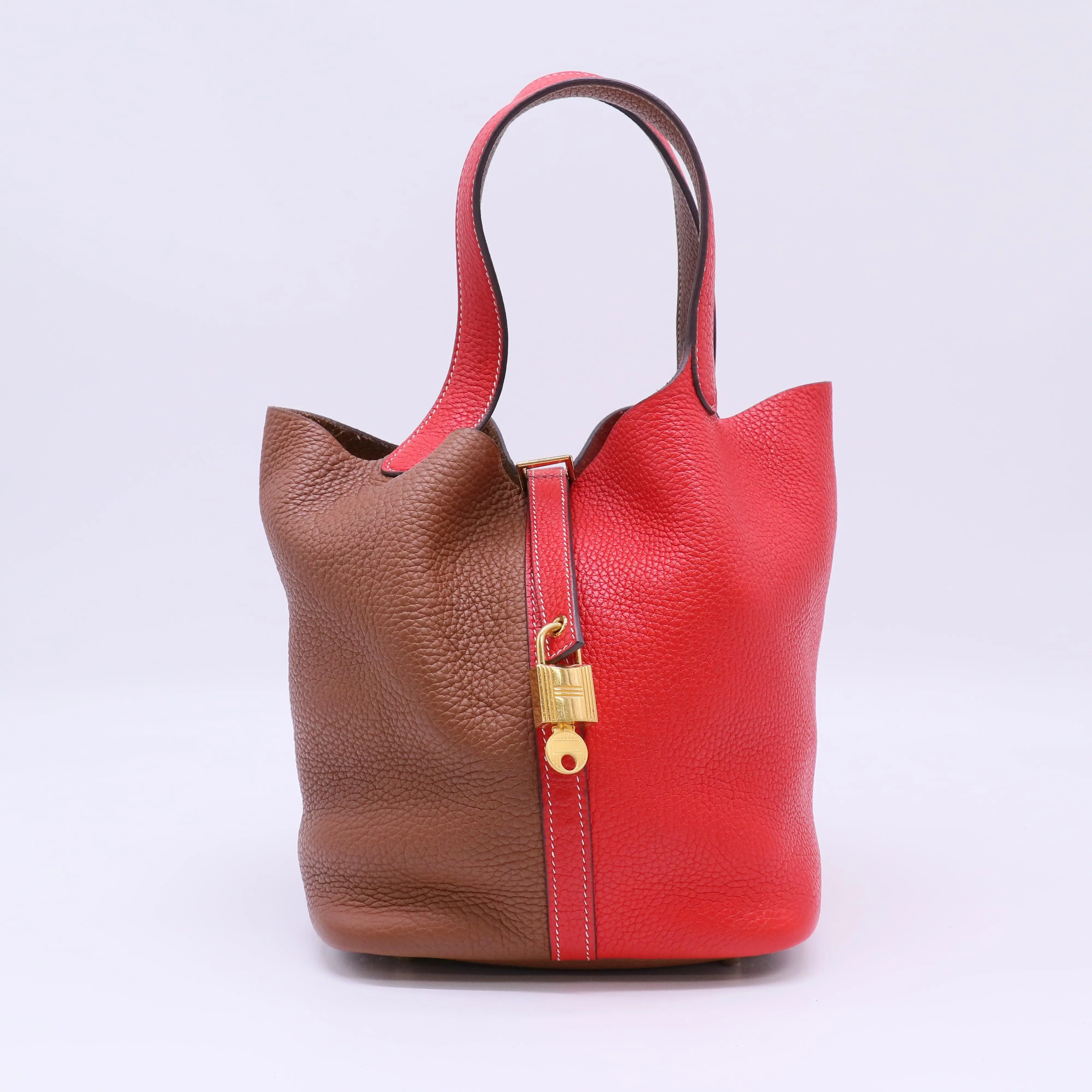 Pre-owned HERMÈS Leather handbag Hermes Picotin Lock 22 MM Bag B22708