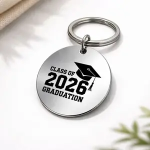 1pc Stainless Steel Metal Laser Engraved Class of 2026 Graduation Cap Keychain 2026 Graduate Classmate Souvenir Car Ornament Backpack Additions Keychain,Durable Keepsake,Cool Metal Keychain For Boyfriends, Girlfriends, Lovers