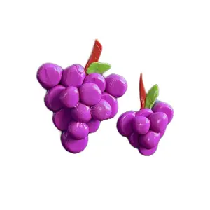 Purple Grape Bundle Clay Magnet Net - Creative Design Featuring Vibrant Purple Grapes and Green Leaves