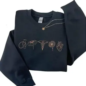 Graffiti inspired round neck hoodie, urban street style, suitable for men, women, mothers, and friends, couple style, fashionable and loose, youthful and energetic, men's daily wear top