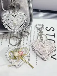 Heart Keychain Mirror Keychain, Ribbon Lace Keychain Design, Vintage Y2K Keychain Cute Bag Charm, Keychain For Bags, Perfect Gift, Unique Style, Ideal Daily Use Accessory
