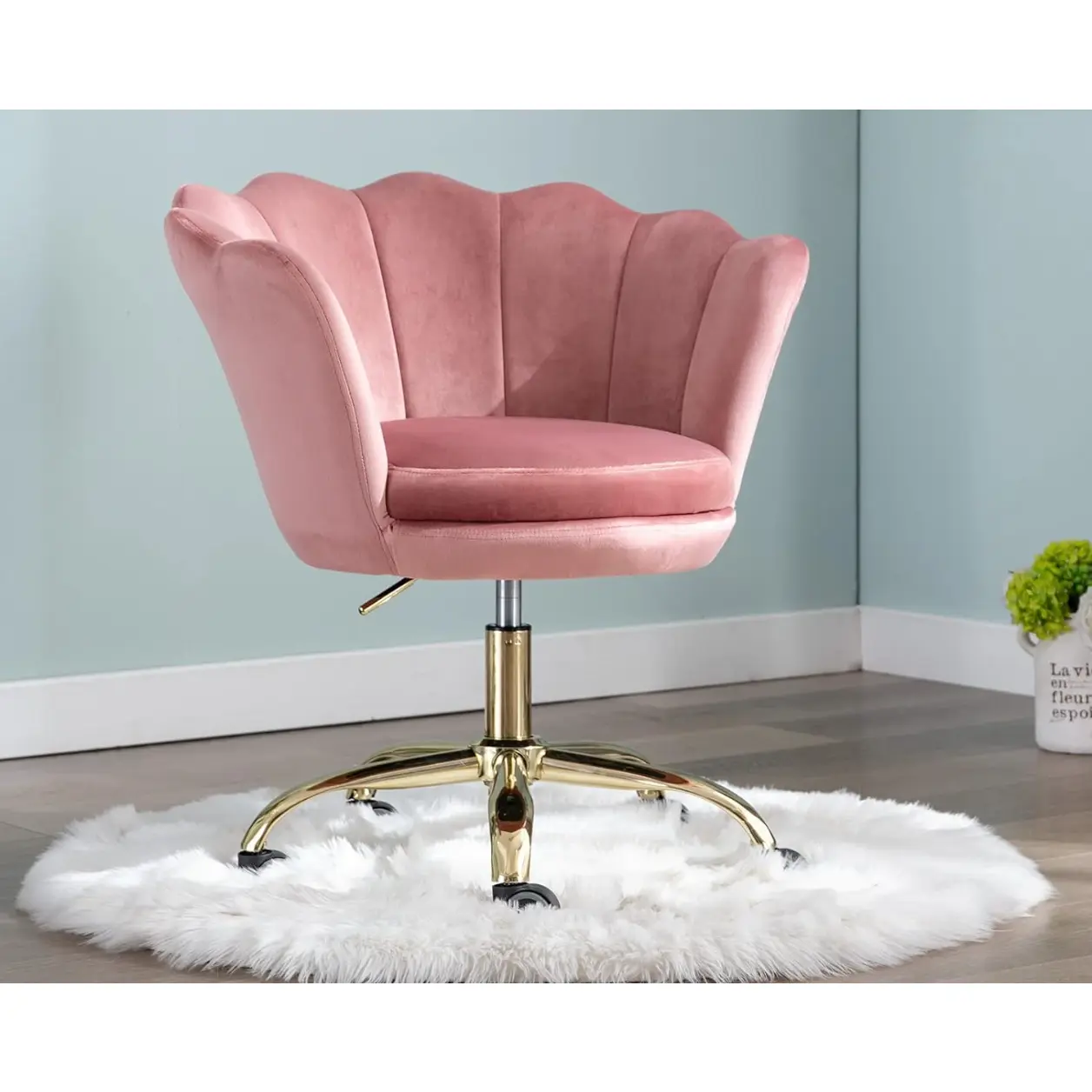 Pink Desk Chair Velvet Cute Adjustable Vanity Chair Modern Home Office Chair Scalloped Task Chair with Wheels for Teens Adults Bedroom/Study/Make Up/Computer RoomGirls' comfortable chair for long sitting
