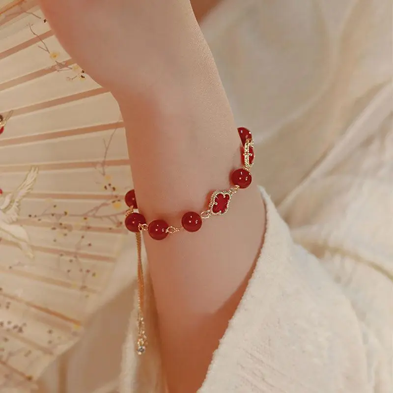 Fashion  Crystals Beaded Bracelets for Women Round Beads Plum Blossom Flower Charms Drop Bracelet Lucky Stretch Hand Chain Jewelry for Wedding