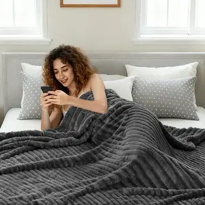 Ultra-Soft Blanket Modern Luxury Living Room Sofa Throw Winter Warmth Thickened Leisure Blanket,Holiday Haul