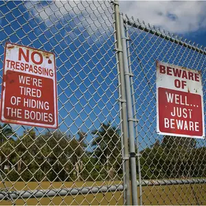 Retro Metal Sign Decoration Set, 8"x12" Universal Design, Ideal for Indoors Outdoors, Includes Beware of Well & No Trespassing Messages