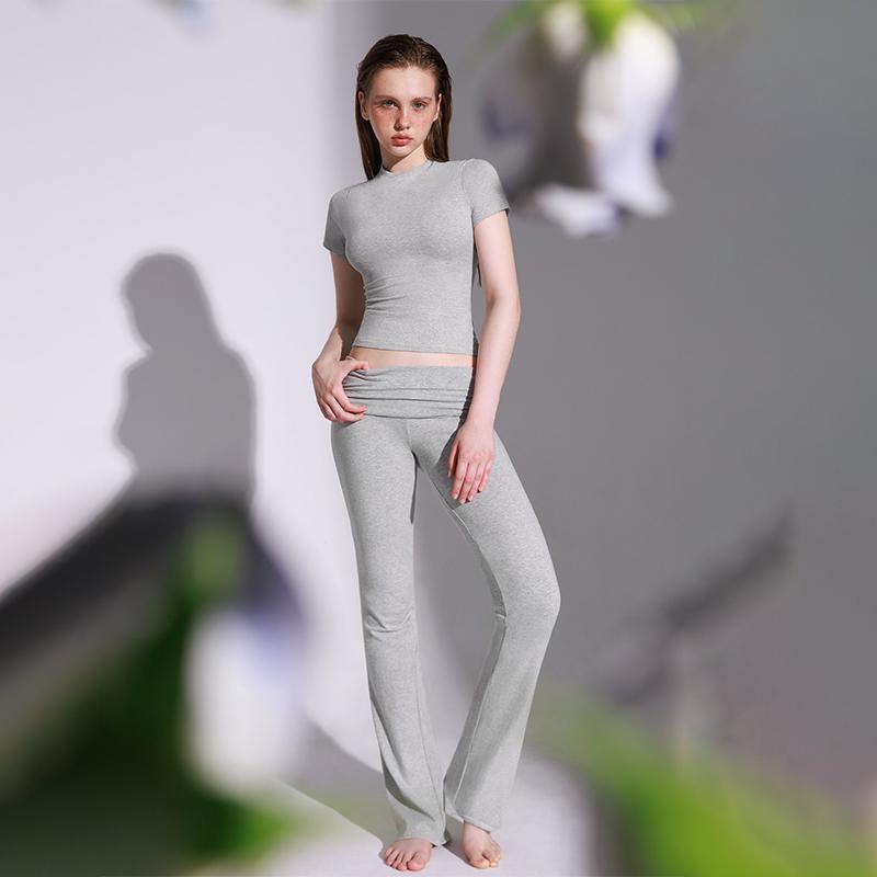 PUMIEY Women's Lounge Sets Minimalist Chic Short Sleeve Tops & Fold-Over Flare Pants All Seasons Pajama Set Sleepshirt Plain Pink Loungewear Nightwear Homewear Basic Jet Black 2 Piece Sets Comfort Sweat Set Fall Sets