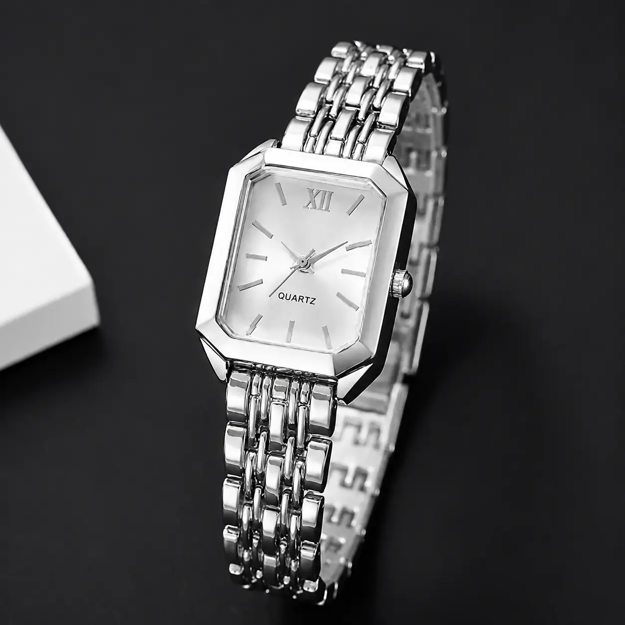 Elegant Women's Luxury Fashion Quartz Watch, Chic Minimalist Bracelet with Box, Simple Scale Square Silver Gold Wristwatch, Fashionable Analog Watch, Perfect for Party, Daily Outfits, Birthday