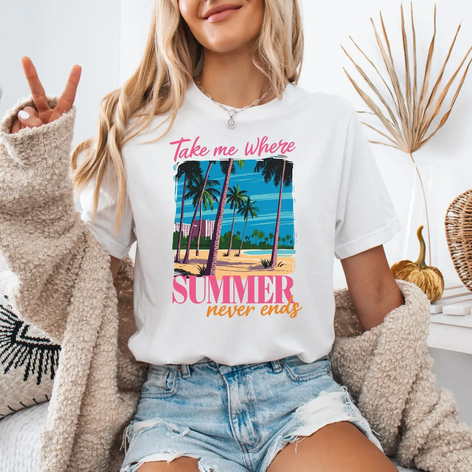 Women's Short-Sleeve Comfortable Garment - Retro Sunset Palm Tree Graphic Tee, Vacation Vibes, Everyday Wear