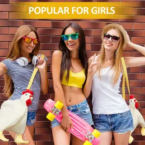 Adorable Cartoon Chicken Plush Bag - Soft Faux Fur Crossbody Style - Fashion-Forward Shoulder Bag for Trendsetters